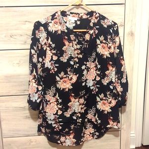 Charming Charlie floral top size Small